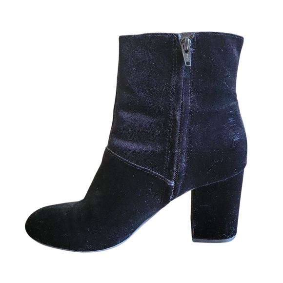 American Eagle Women's Black Velvet Fall Booties - Size 8 - Picture 8 of 14